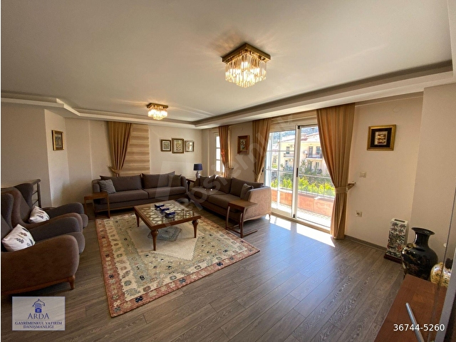 ÇEŞME MARİNA YAKINI 3 ODA 2 SALON KAPALI ŞIK VERANDALI SATILIK DUBLEKS LÜKS DAİRE - Görsel 8