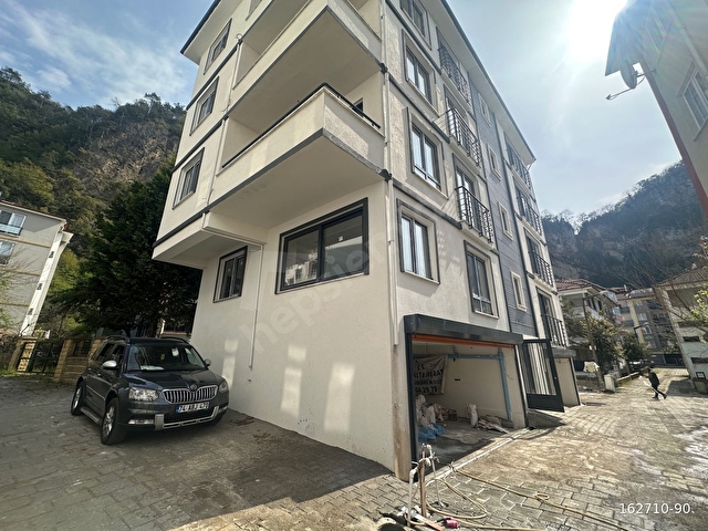 TOSCUOĞLUNDAN - İNKUMU SOL TARAFTA SATILIK SIFIR 1+1 DAİRE
