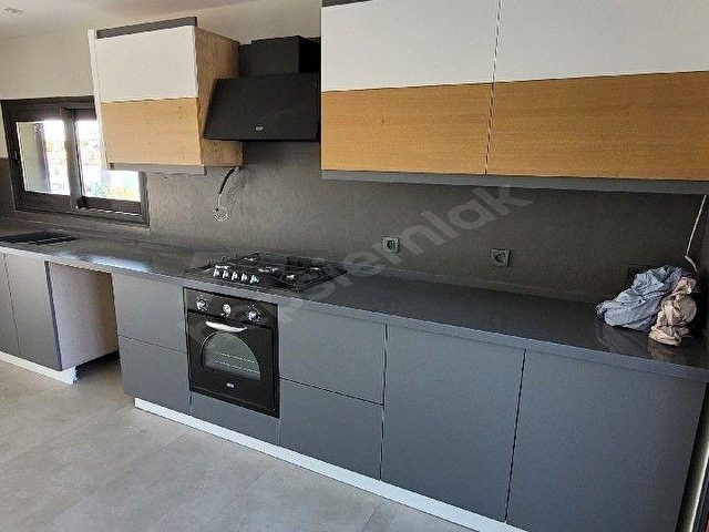 çeşme merk.7+1 sıfır full mobilyalı olarak teslim edilecekdir yüzme havuzlu sezonluk müstakil villa - Görsel 15