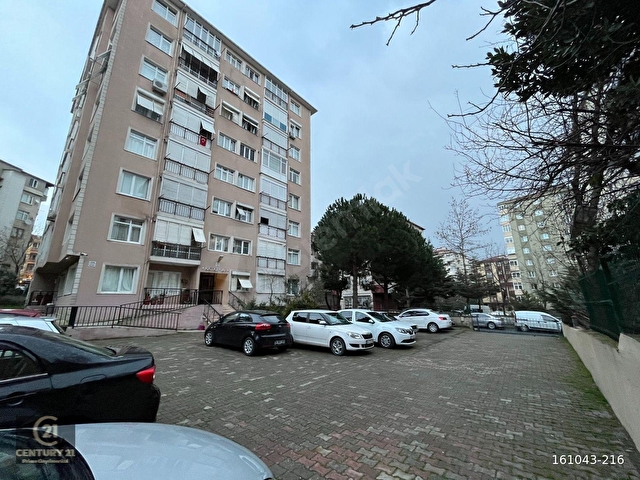 YATIRIM FIRSATI İçerenköy Alanaldi Caddesinde 2+1 Satılık Daire