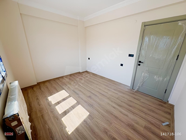 Manisa Yunusemrede Havuzlu Sitede 1+1 Satılık Daire - Görsel 10