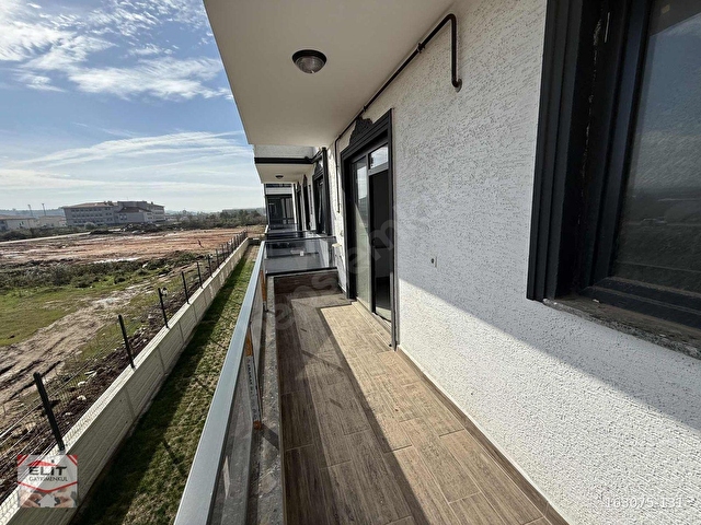 ÇİFT HAVUZLU DENİZE SIFIR SİTE İÇERİSİNDE 2+1 MUTFAK AYRI DAİRE - Görsel 24