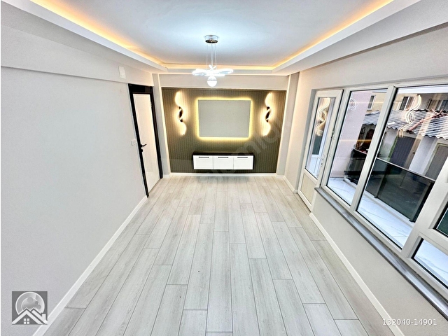 ꧁AY EMLAKTAN꧂AKÇAY MERKEZDE DENİZE YAKIN BAHÇE KULLANIMLI MÜSTAKİL TADINDA SATILIK 2+1 LÜX DAİRE - Görsel 3
