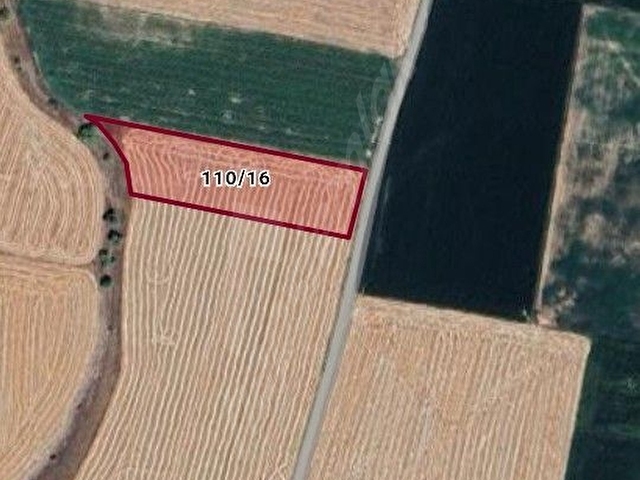 Alpu koşmat köyünde satılık sulak 5.763 m2  tarla