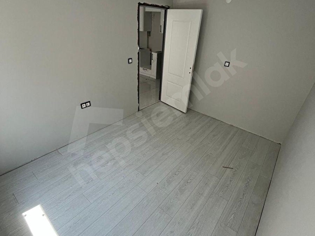 EMEK MAHALLESİ YALÇINTEPE CAMİİ YAKINI SATILIK ARAKAT 1+1 APART - Görsel 6