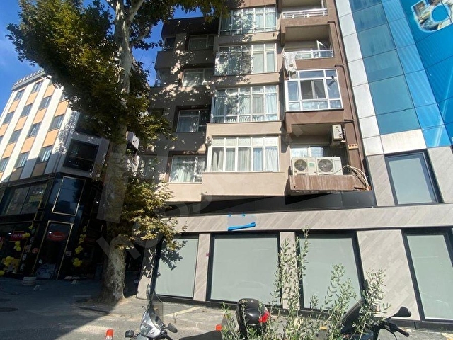 Bandırma Köşe Başı Önü Meydan Mükemmel Lokasyonda Dükkan&Mağaza - Görsel 12