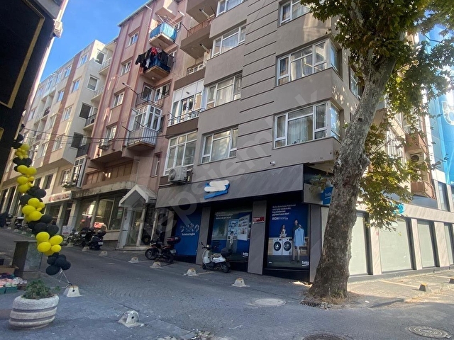 Bandırma Köşe Başı Önü Meydan Mükemmel Lokasyonda Dükkan&Mağaza - Görsel 15