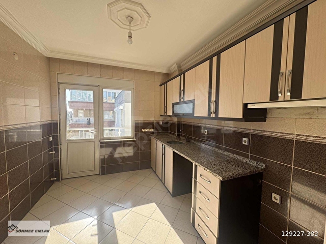KARŞIYAKA CADDE ÜZERİNDE 3+1 140 M GD CEPHE DUBLEX DAİRE - Görsel 30