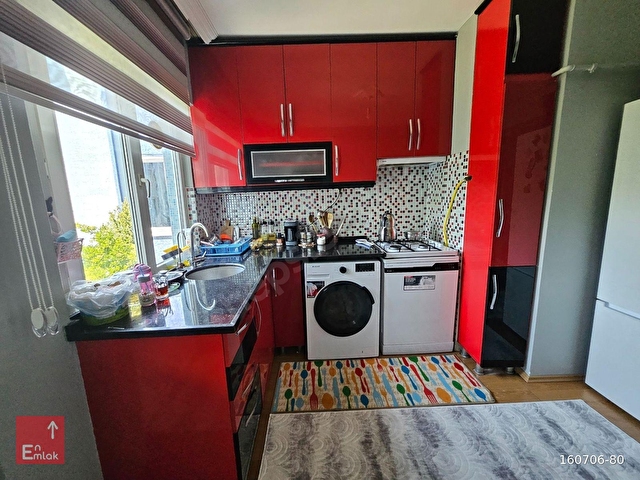 Bağlaraltında Bahçe Manzaralı, Siteiçi, Isı Yalıtımlı Masrafsız - Görsel 18
