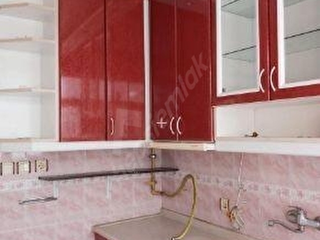 AVCILAR ŞÜKRÜBEY DE METROBÜS KARŞISI SATILIK 2+1 ARA KAT DAİRE - Görsel 6