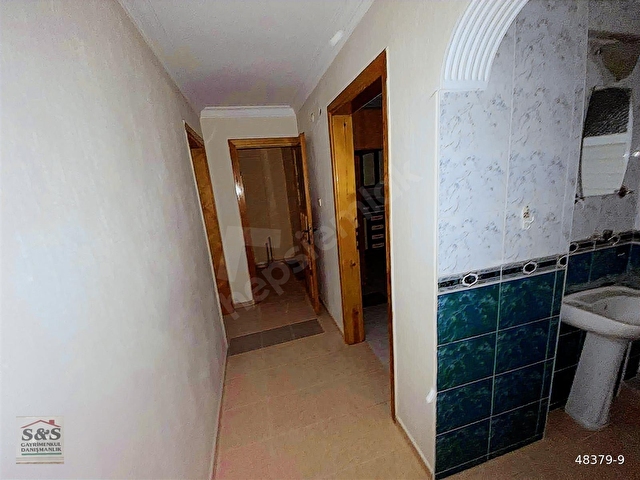 İZMİR BAYRAKLI ORG. NAFIZ GÜRMAN MAHALLESİNDE ACİL SATILIK DAİRE - Görsel 24