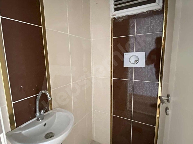 GÜRSELPAŞA YEŞİL FIRIN CİVARI 2+1+Ç.BANYO GENİŞ BALKONLU KAÇMAZ - Görsel 12