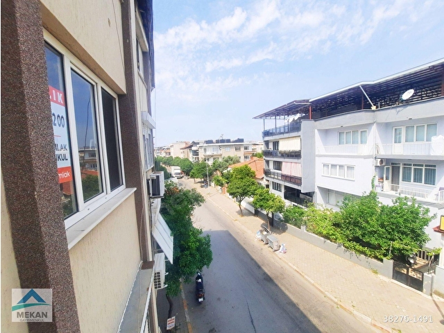 Sağlık Caddesinde Cadde Üzeri, Köşebaşı Ara Kat 3+1 - Görsel 8