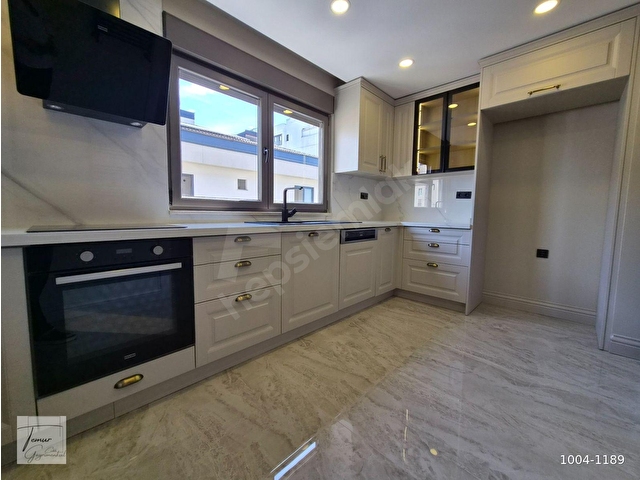 Caddebostan Caddeye 5. Bina 140 m² Net 4+1 / 2 Araçlık Numaralı Otopark Hakkı - Görsel 10