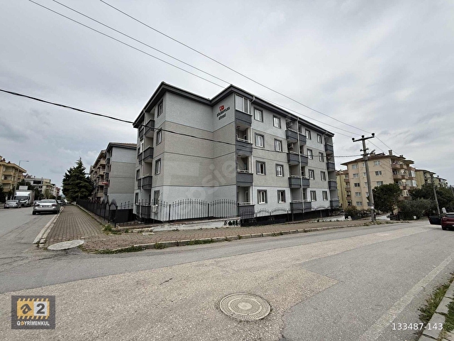 GÖRÜKLE MERKEZDE KOŞU YOLUNDA KİRALIK 1+1 DAİRE