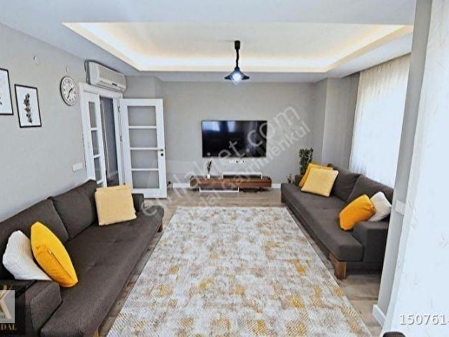 UNCALI KONAKLAR BÖLGESİNDE SATILIK 5+1 DUBLEKS DAİRE