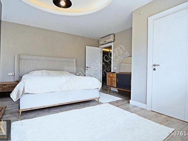 UNCALI KONAKLAR BÖLGESİNDE SATILIK 5+1 DUBLEKS DAİRE - Görsel 10