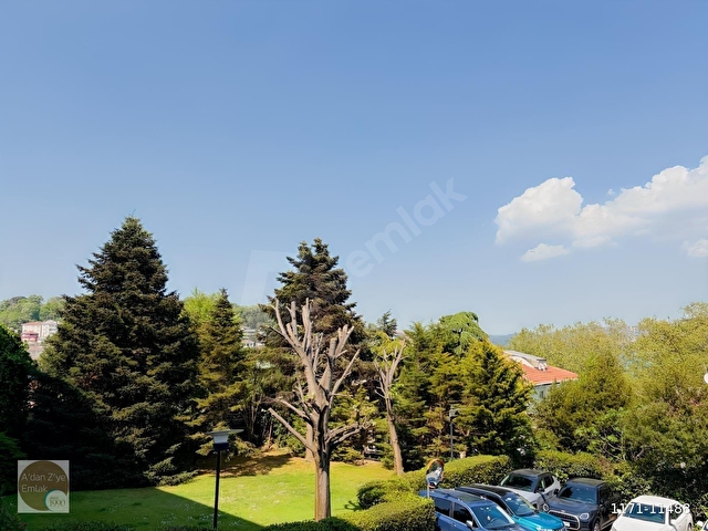 A Z EMLAKDAN YENİKÖY TUGAY SİTESİ 3.5+1 SATILIK ARA DAİRE