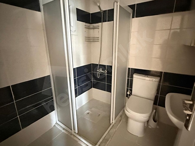 GÜRSELPAŞADA BEGOVİÇTE CADDE ÜSTÜ 4+1 KİRALIK DAİRE - Görsel 15