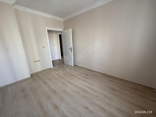 GÜRSELPAŞADA BEGOVİÇTE CADDE ÜSTÜ 4+1 KİRALIK DAİRE - Görsel 9