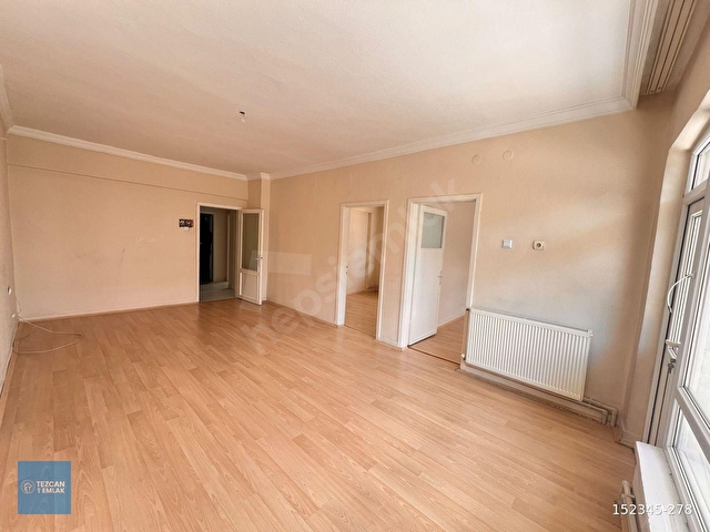 KUYUBAŞI METROYA 8 DK | GÜNEY CEPHE | 1. KATTA 3+1 DAİRE