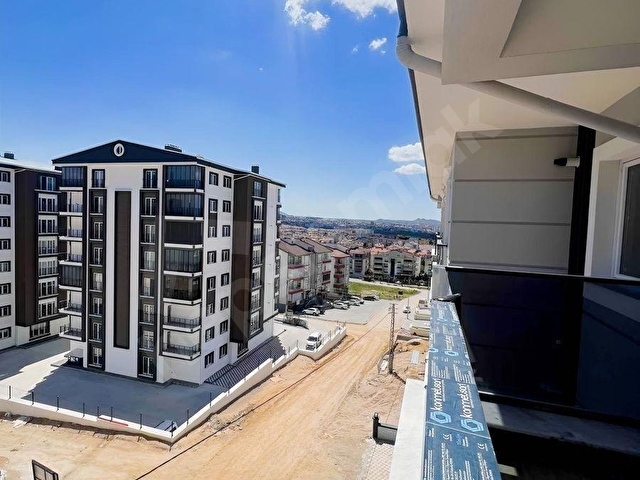 1 EMLAKda GÜZELYURT MAH. Sıfır, Yapılı 2+1 Kiralık Daire - Görsel 15