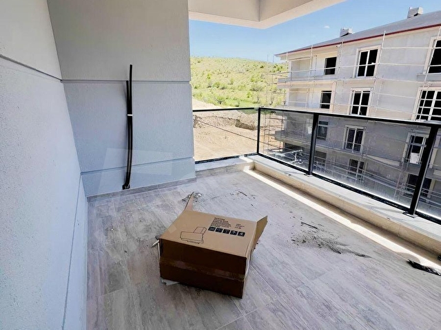 1 EMLAKda GÜZELYURT MAH. Sıfır, Yapılı 2+1 Kiralık Daire - Görsel 13