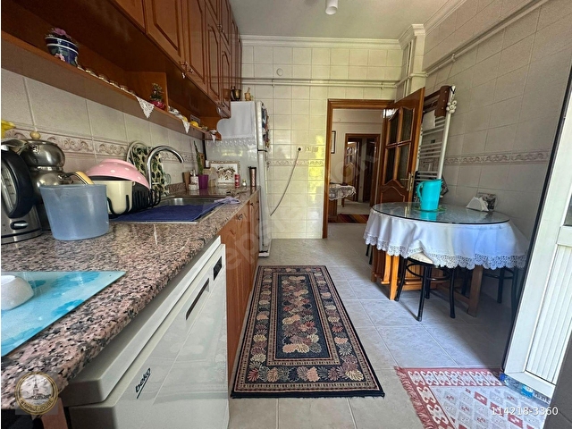 BAHÇELİEVLER DELİ HÜSEYİN PAŞA CADDESİNDE 140M2 FERAH 3+1 DAİRE - Görsel 7
