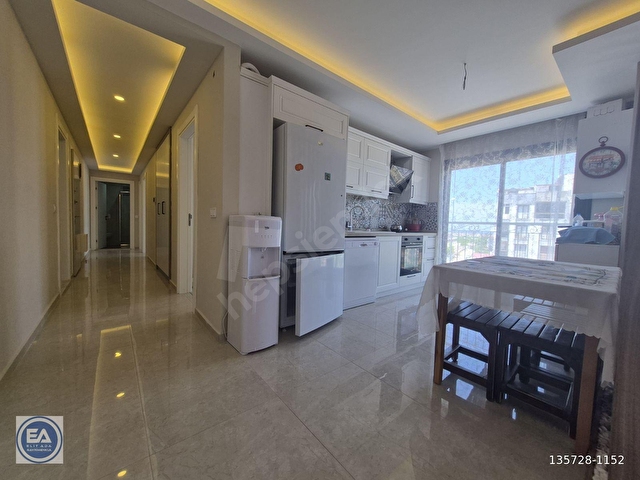 Kuşadası Davutlar bölgesinde 3+1 ara kat Deniz manzaralı daire - Görsel 7