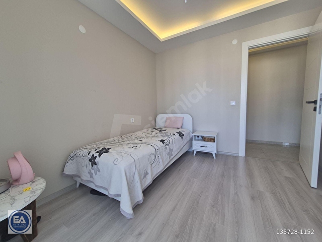 Kuşadası Davutlar bölgesinde 3+1 ara kat Deniz manzaralı daire - Görsel 24