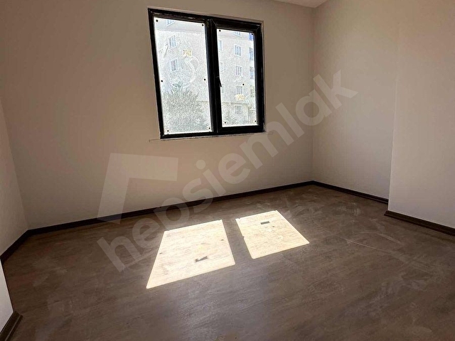 DOĞMUŞ GAYRİMENKULDEN SATILIK GENIŞ 2+1 CEDDE ÜSTÜNDE - Görsel 7