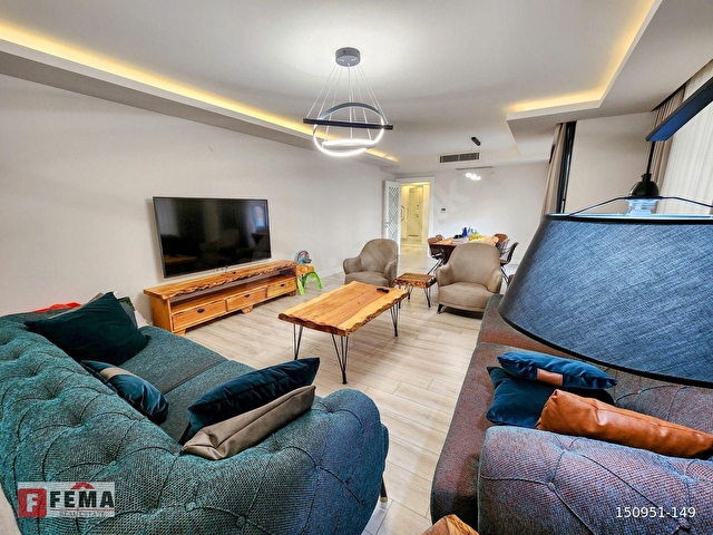 Lüks Donanımlı Sitede Satılık 4+1 Rezidans - For Sale - Görsel 7