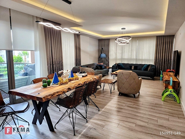 Lüks Donanımlı Sitede Satılık 4+1 Rezidans - For Sale - Görsel 4