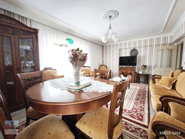 MERKEZDE 10 YAŞINDA / KAPALI OTOPARKLI / SATILIK 3+1 DAİRE - Görsel 23
