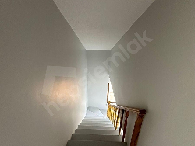 TURAN GÜNEŞ CADDE ÜZERİ - ÖN CEPHE - KOMPLE YAPILI SATILIK OFİS - Görsel 10