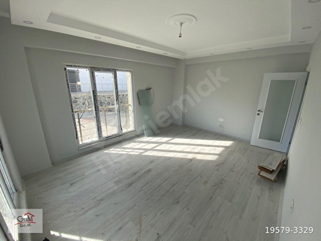 GİZLİ EMLAKTAN ORTACAMİ MAH. SIFIR, E.BANYOLU, 2+1 DAİRE - Görsel 2