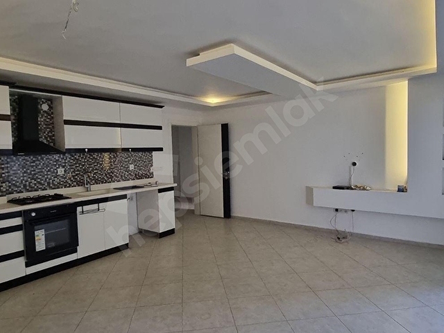 GÜZELÇAMLI MERKEZDE 3+1 ÖZELBAHCE ALANI OLAN YENİ BİNA ZEMIN KAT - Görsel 2