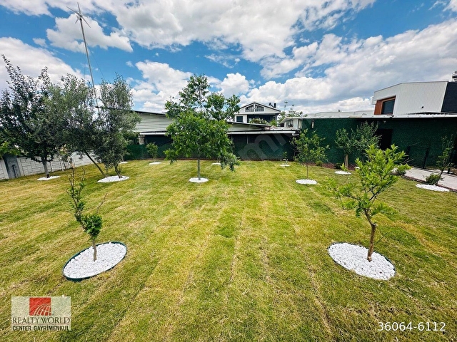 Gül Çelik’ten Döşemealtı Havuzlu Modern 6+2 Lüks Villa - Görsel 19