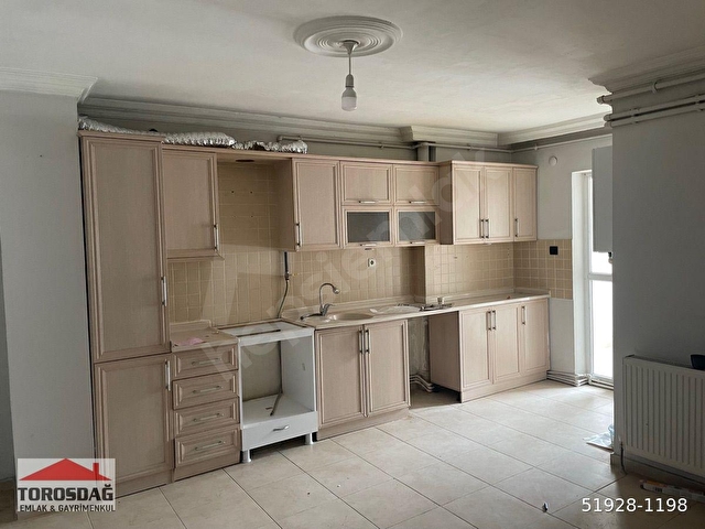VAN KÜLTÜR SARAYI ALTI 3+1 KİRALIK DAİRE - Görsel 20