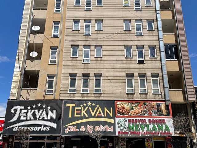 VAN KÜLTÜR SARAYI ALTI 3+1 KİRALIK DAİRE - Görsel 23