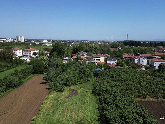Engiz Mahallesi Ana Yol Altında İçinde İki Katlı Ev Satılık Arsa - Görsel 7