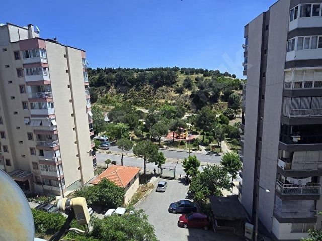GAZİEMİR ZAFER MHDE DOĞA MANZARALI 2+1 ASANSÖRLÜ DAİRE - Görsel 18