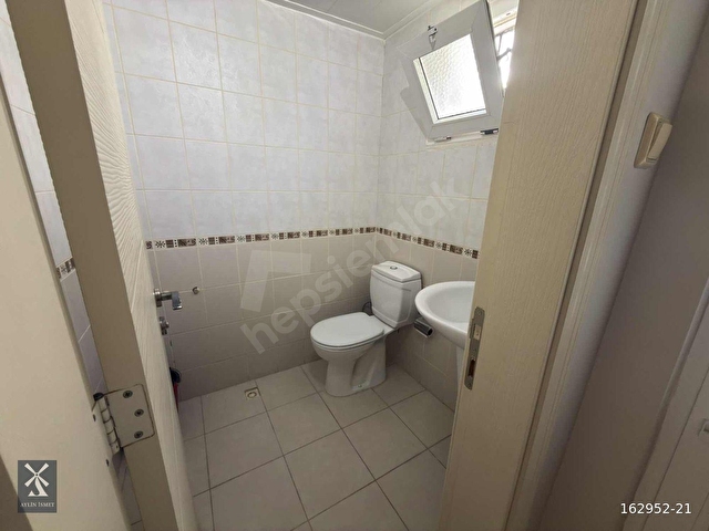Alaçatı Çarşıya Yürüme Mesafesinde 3+1 Yıllık Kiralık Villa - Görsel 12