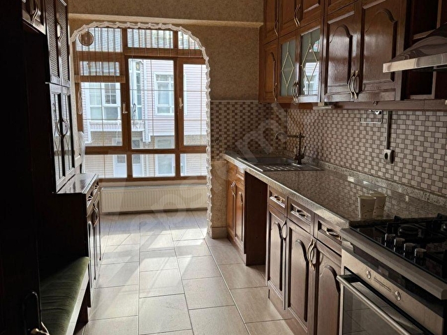 Harbiye Mahallesinde 1.Kat, Kombili ,Bakımlı,A.Otoparklı ,Manzaralı.... - Görsel 27