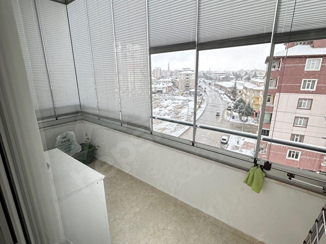 BARBAROS MAH.ANAFARTALAR CADDESİ ÜZERİ SATILIK TER TEMİZ BAKIMLI 3+1 DAİRE - Görsel 26
