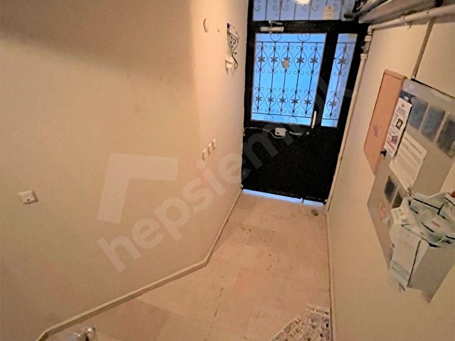 FATİH MERKEZİ KONUMDA SATILIK 2+1 YENİ BİNA Y.GİRİŞ DAİRE - Görsel 3