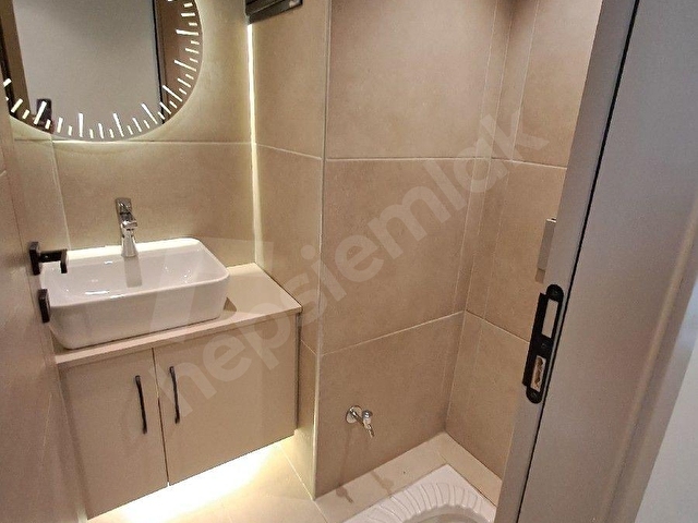 KENAN EVREN BULVARININ EN EN MERKEZİ KONUMUNDA KAÇMAZ GENİŞ FERAH LÜKS SIKINTISIZ  SATILIK DAİRE - Görsel 14