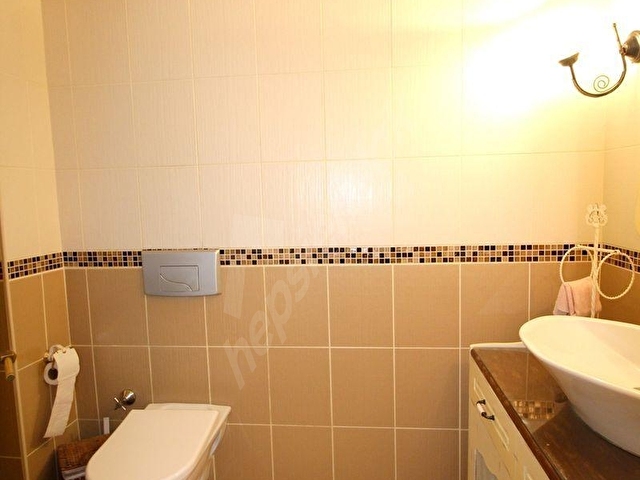 YEŞİLKÖYDE HAVUZLU 3,5+1 SATILIK DÜZ GİRİŞ - Görsel 12