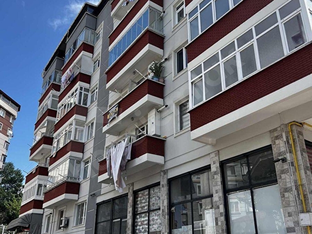 YATIRIMKENTTEN MODERN PAZARI ÜSTÜ ARA KAT ASANSÖRLÜ 3+1