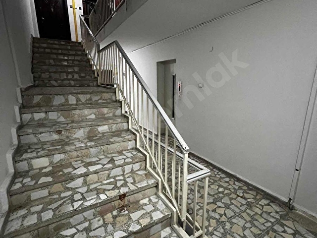 YATIRIMKENTTEN MODERN PAZARI ÜSTÜ ARA KAT ASANSÖRLÜ 3+1 - Görsel 6